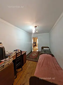 Satılır 3 otaqlı köhnə tikili 88 m²