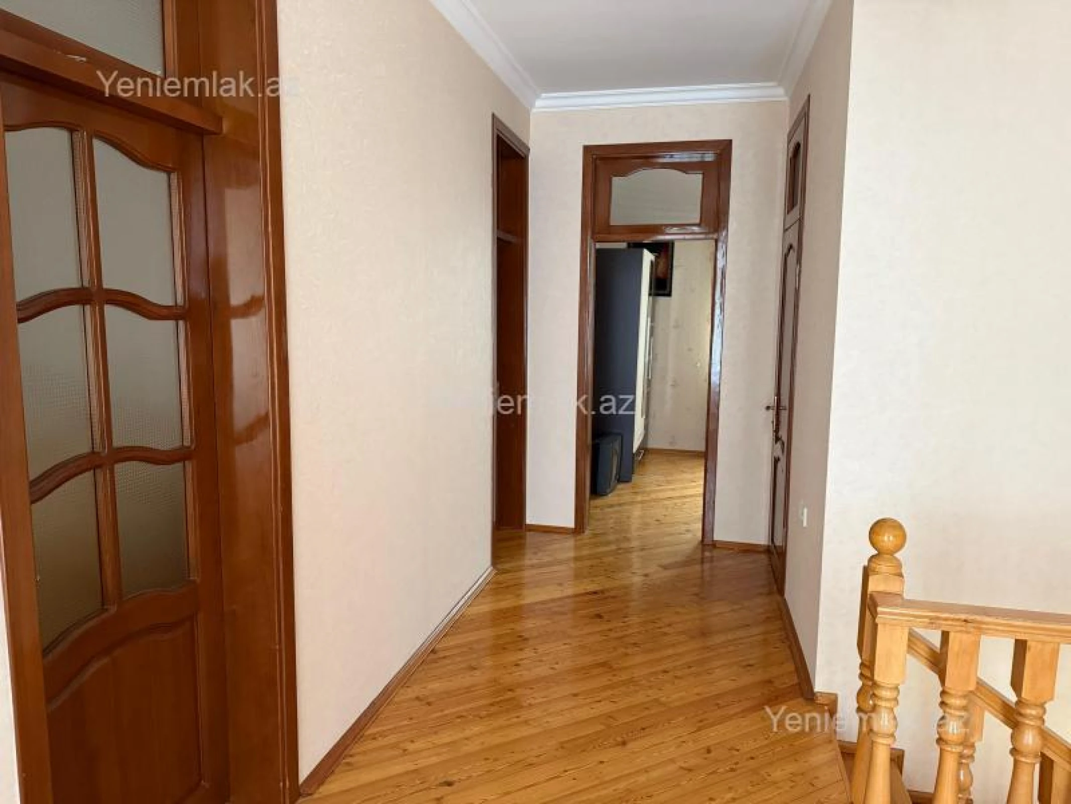 Satılır 6 otaqlı həyət evi 220 m²