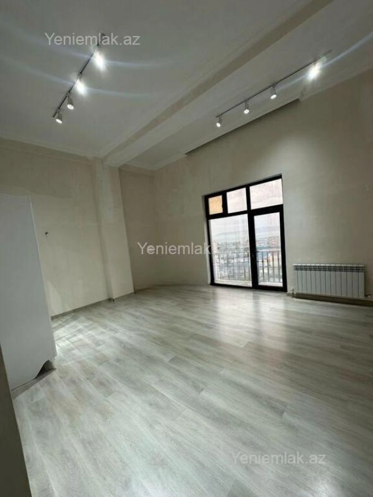 Satılır 3 otaqlı yeni tikili 140 m²