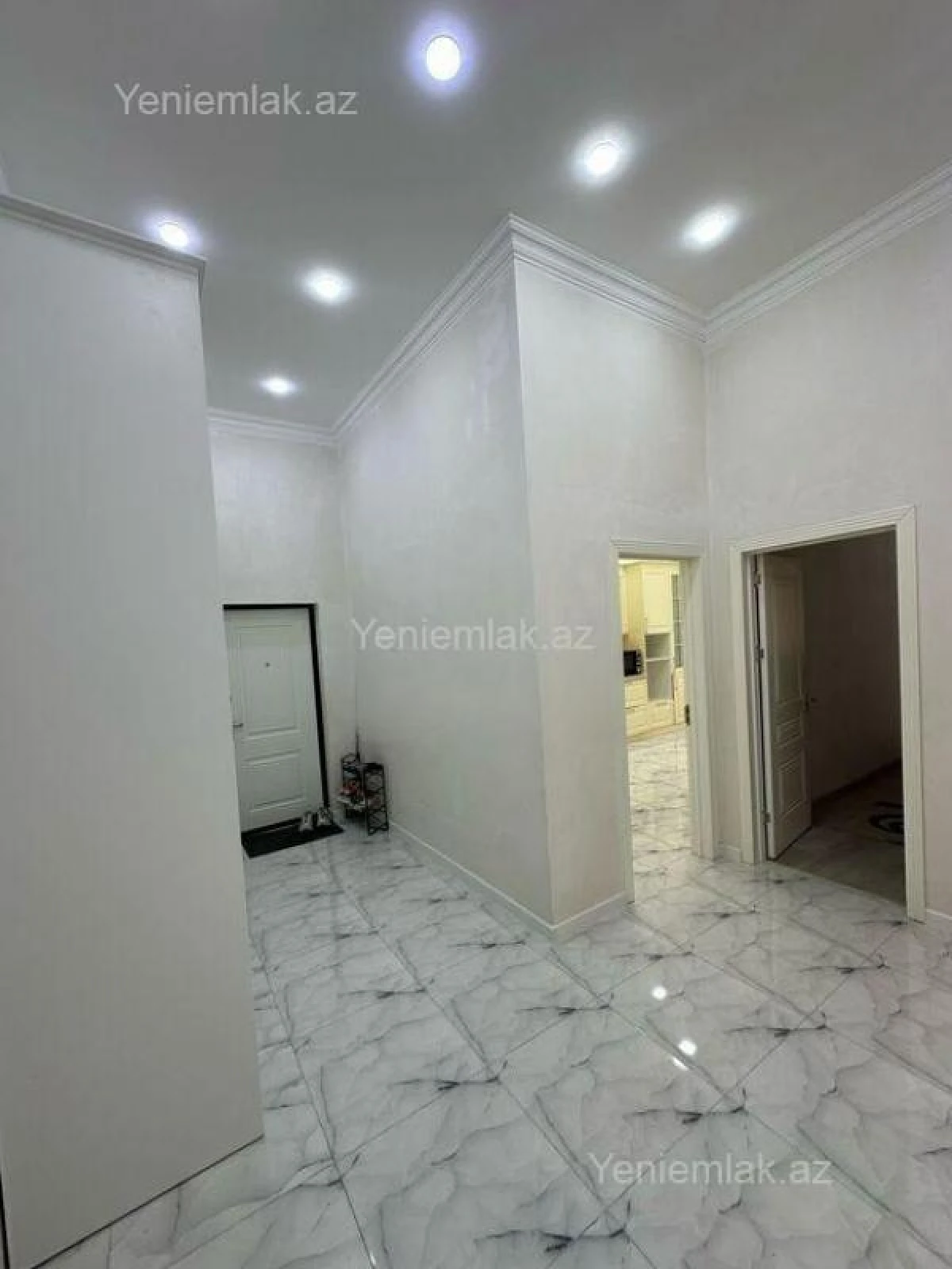 Satılır 3 otaqlı yeni tikili 140 m²