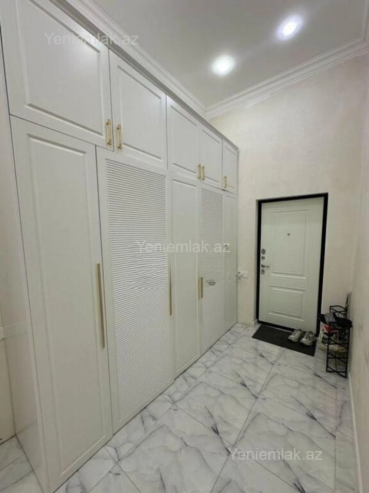Satılır 3 otaqlı yeni tikili 140 m²