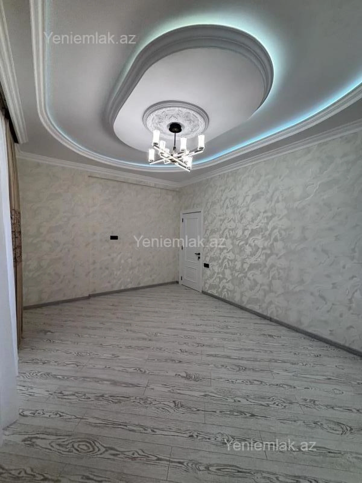Satılır 2 otaqlı yeni tikili 77 m²