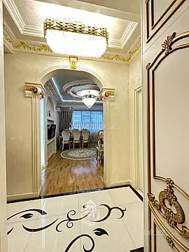 Satılır 2 otaqlı yeni tikili 70 m²