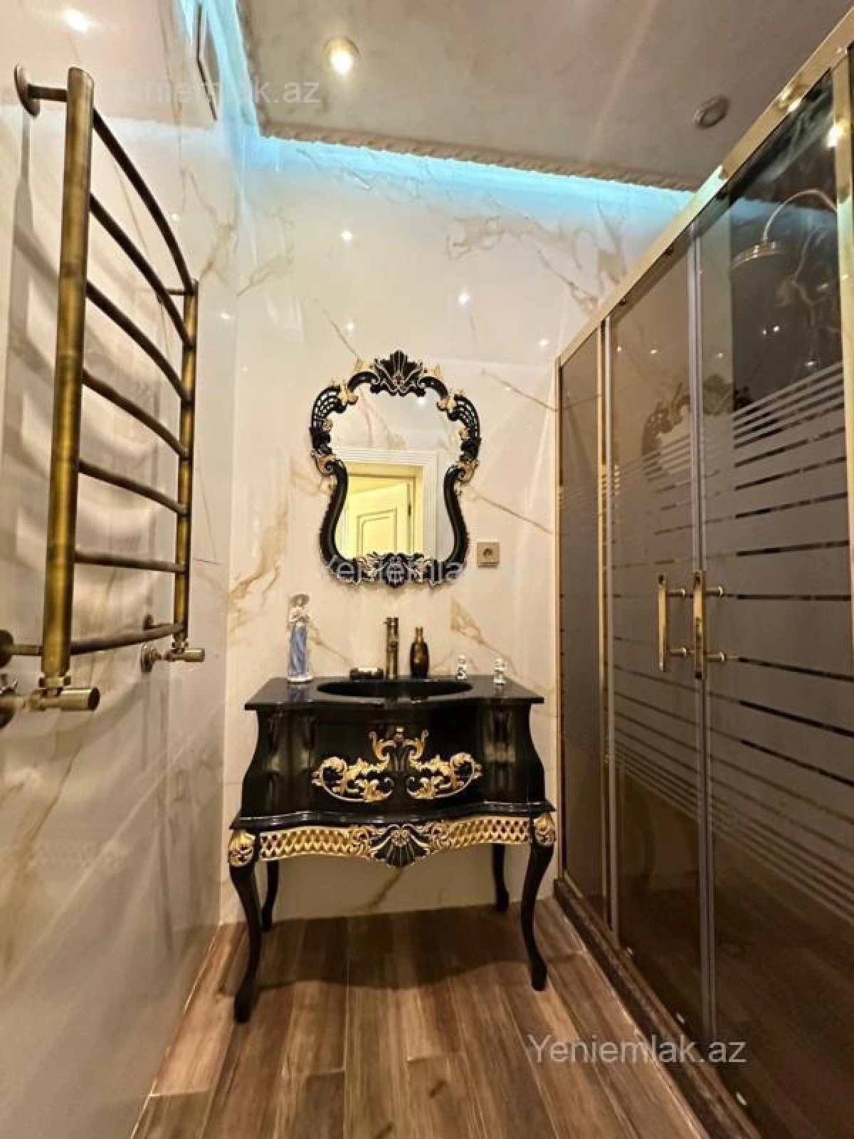 Satılır 2 otaqlı yeni tikili 70 m²