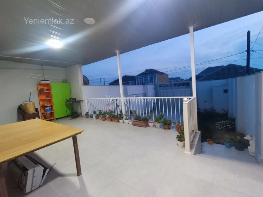 Satılır 3 otaqlı həyət evi 130 m²