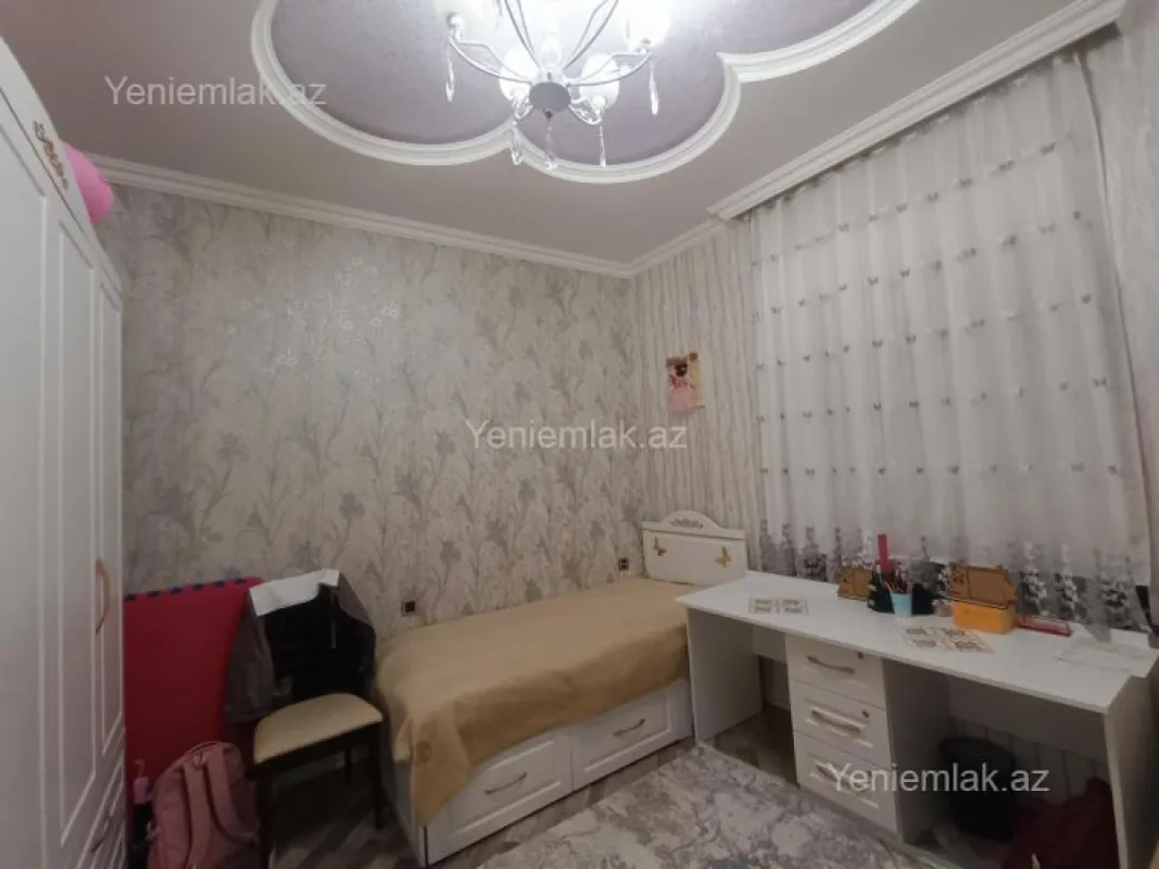 Satılır 3 otaqlı həyət evi 130 m²