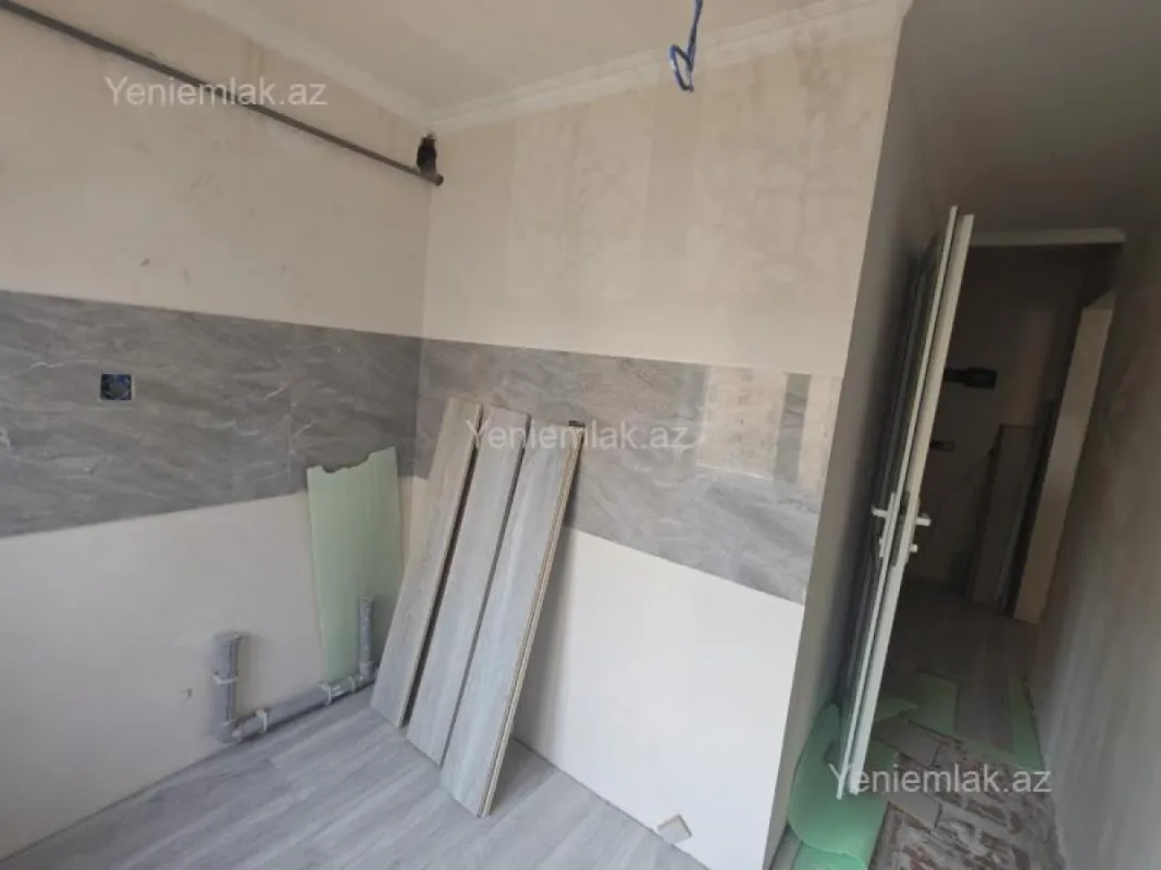 Satılır 1 otaqlı köhnə tikili 30 m²