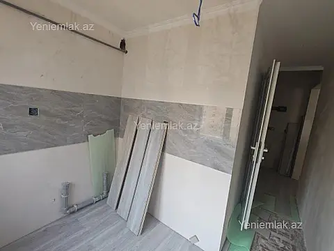 Satılır 1 otaqlı köhnə tikili 30 m²