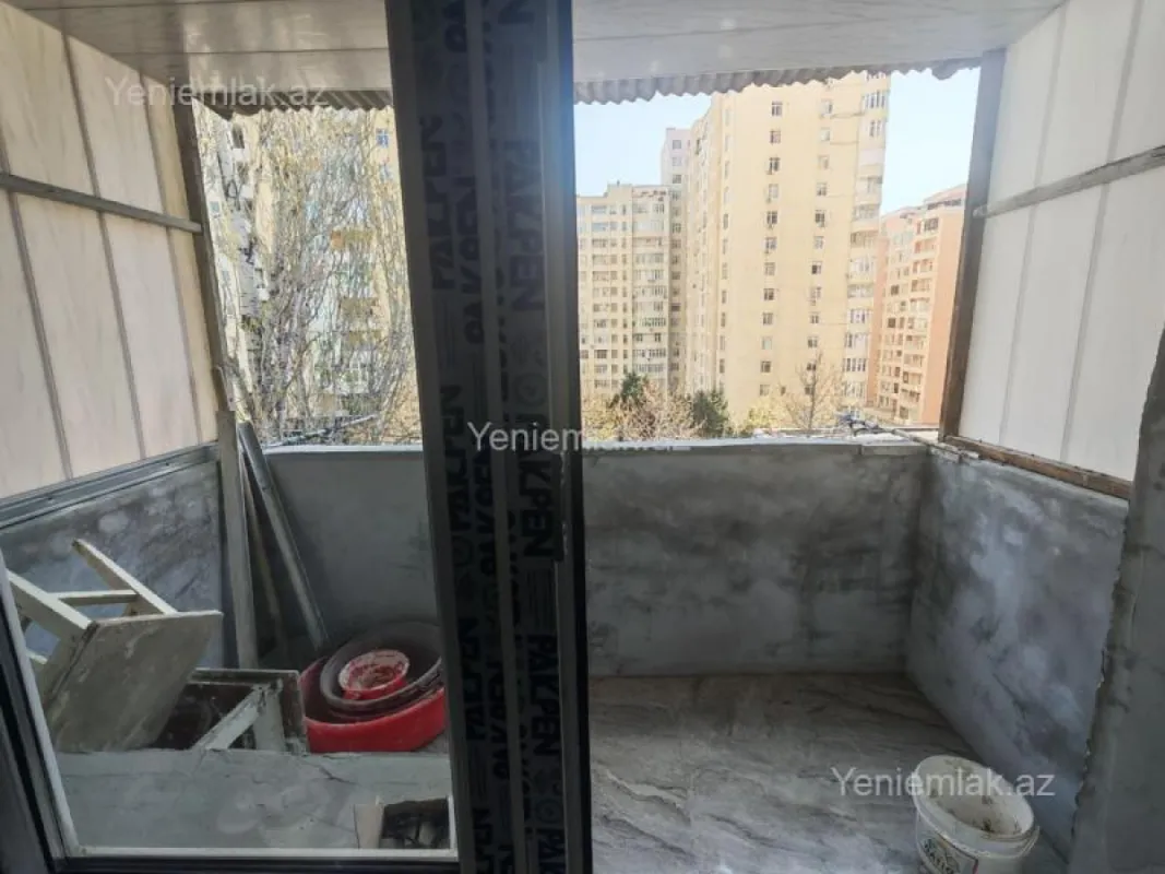 Satılır 1 otaqlı köhnə tikili 30 m²