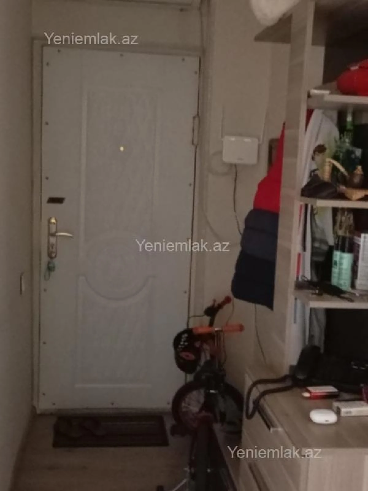 Satılır 2 otaqlı köhnə tikili 43 m²