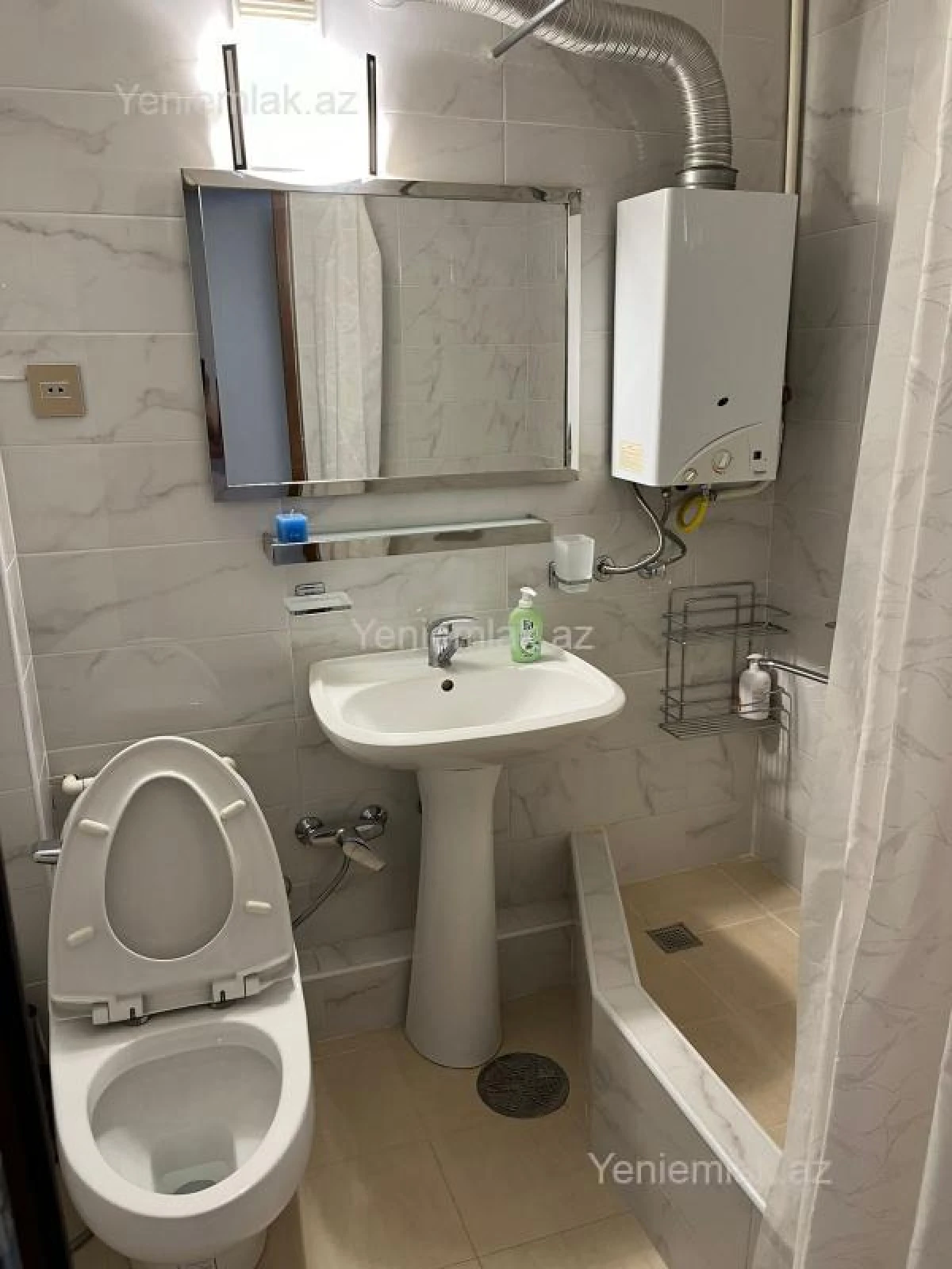 Satılır 3 otaqlı köhnə tikili 60 m²