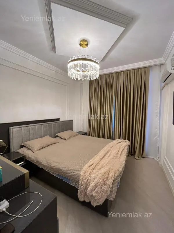 Satılır 2 otaqlı yeni tikili 89 m²