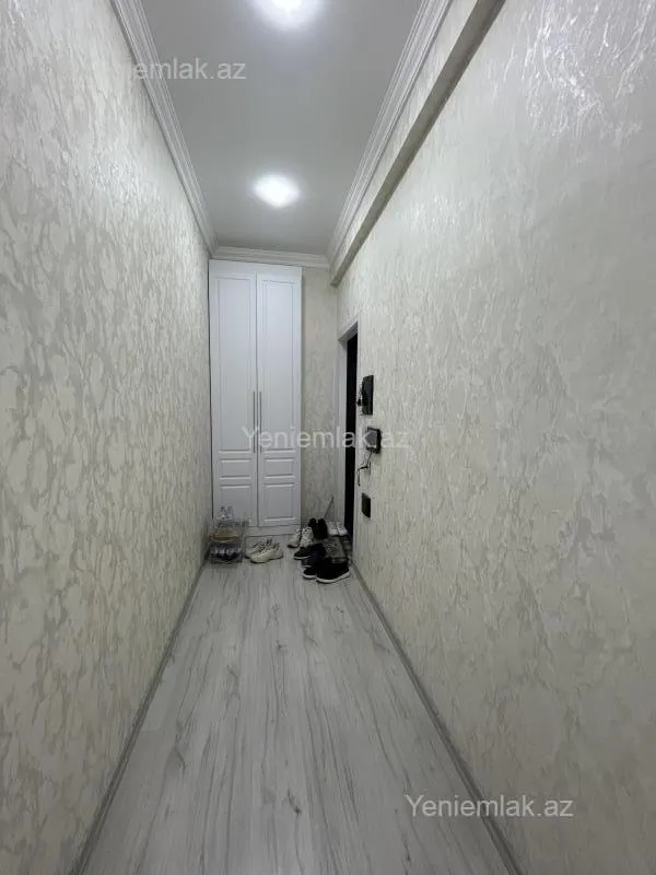Satılır 3 otaqlı yeni tikili 125 m²