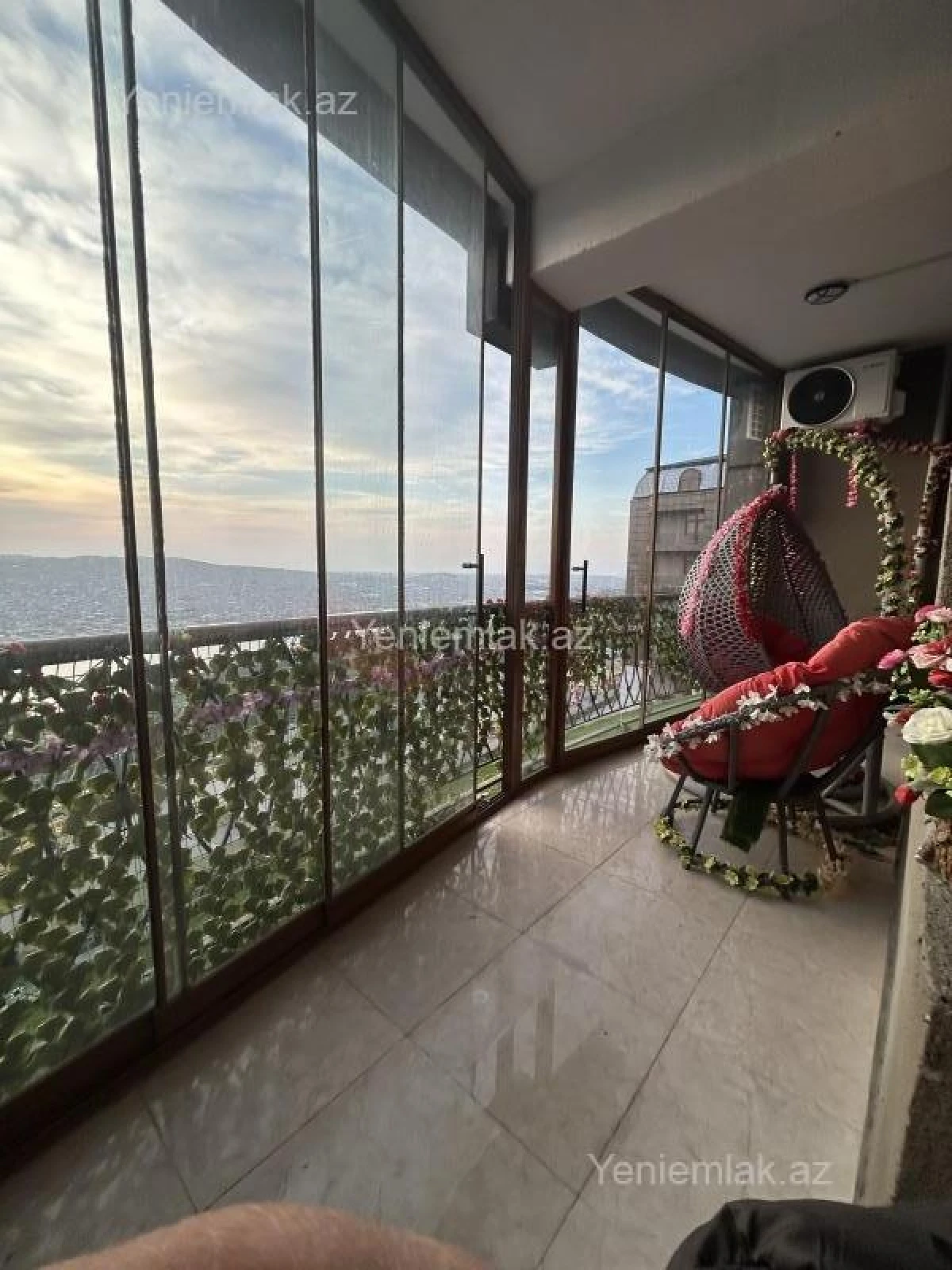 Satılır 3 otaqlı yeni tikili 89 m²