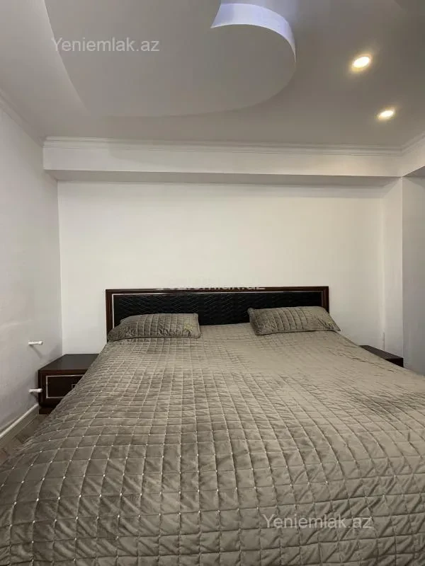 Satılır 4 otaqlı yeni tikili 120 m²