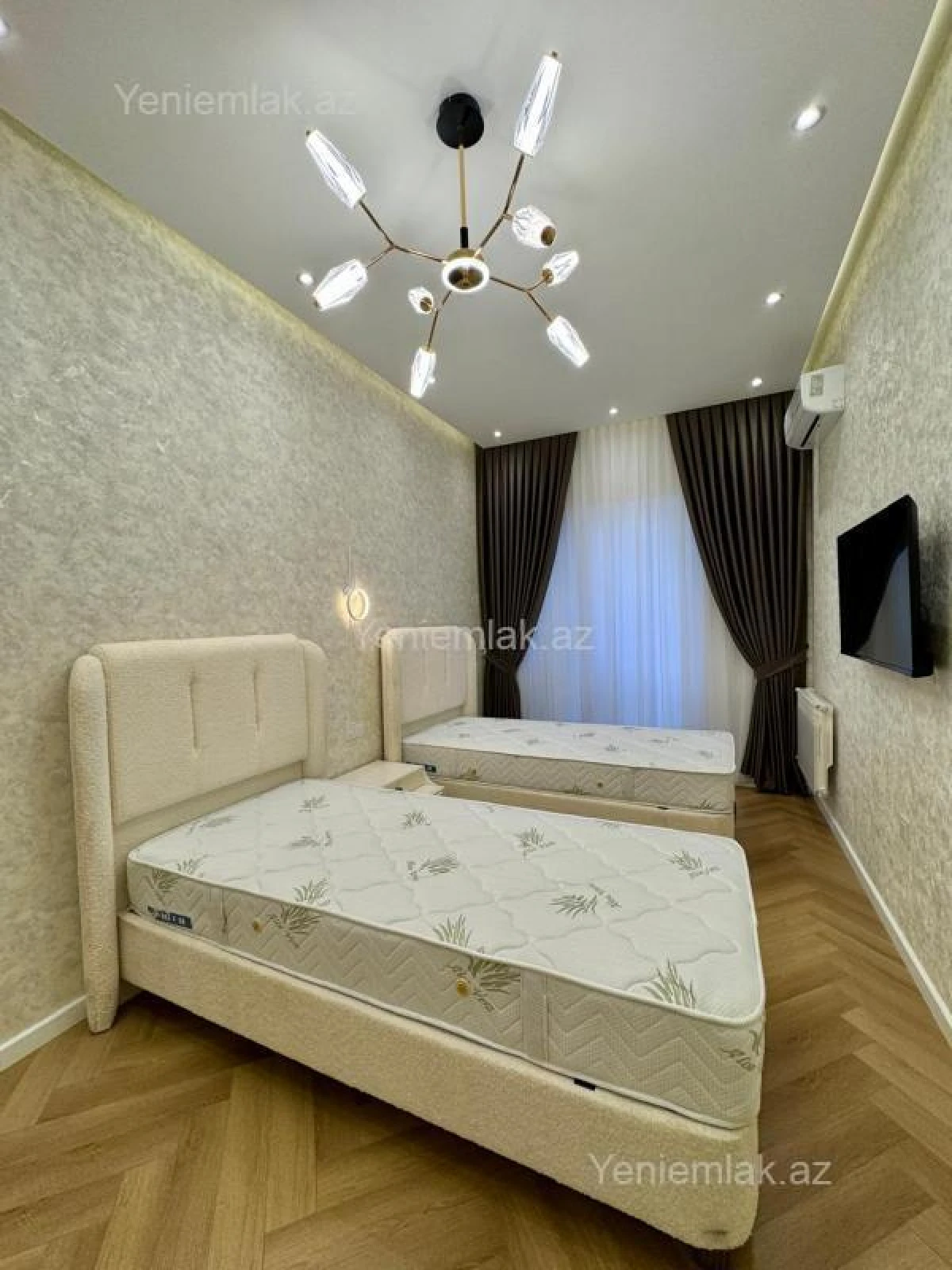 Satılır 3 otaqlı yeni tikili 110 m²