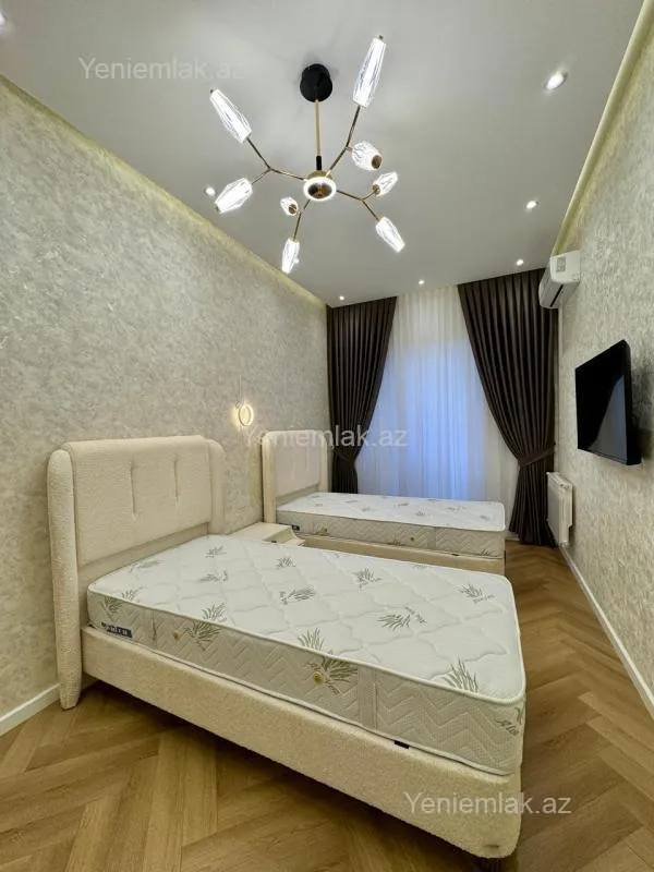 Satılır 3 otaqlı yeni tikili 110 m²