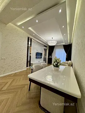 Satılır 3 otaqlı yeni tikili 110 m²