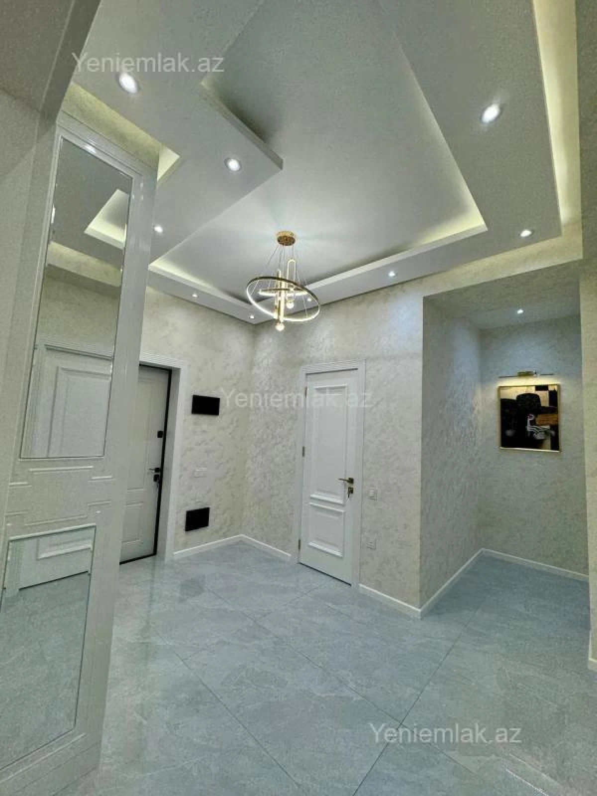 Satılır 3 otaqlı yeni tikili 110 m²