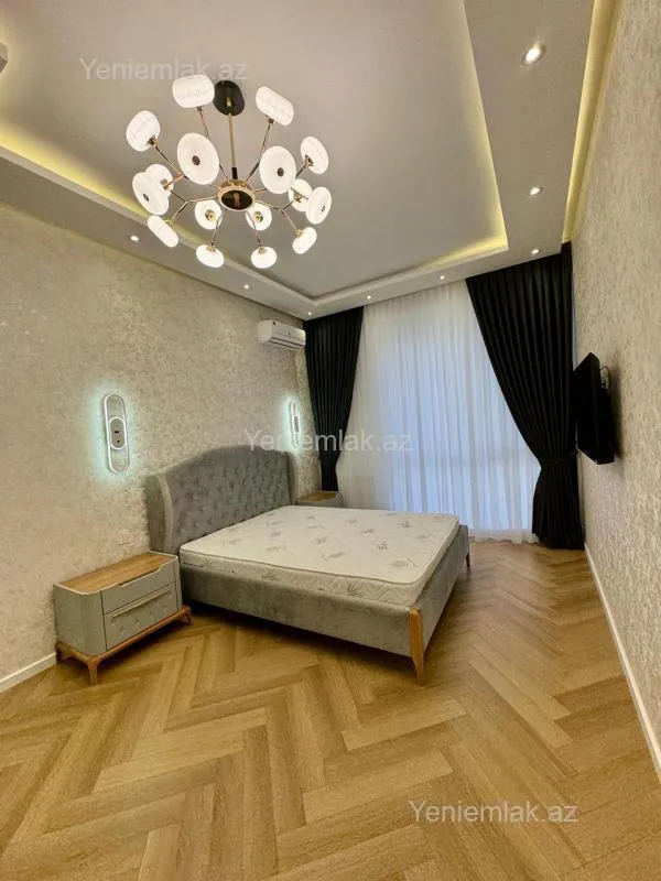 Satılır 3 otaqlı yeni tikili 110 m²