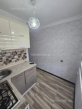 Satılır 2 otaqlı köhnə tikili 50 m²