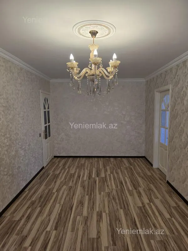 Satılır 2 otaqlı köhnə tikili 50 m²