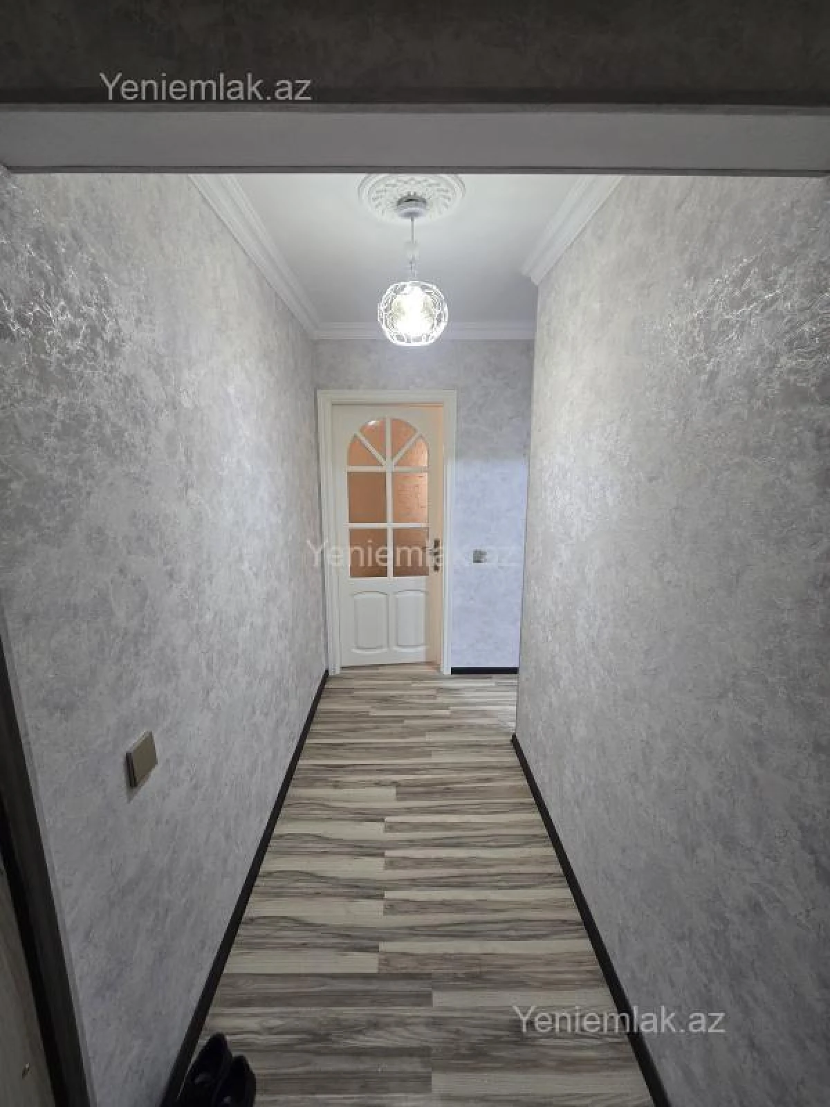 Satılır 2 otaqlı köhnə tikili 50 m²