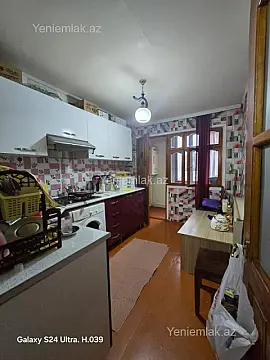 Satılır 1 otaqlı köhnə tikili 60 m²