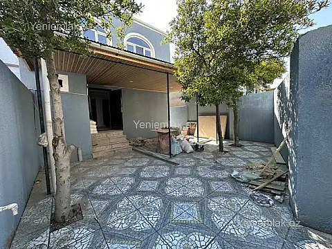 Satılır 5 otaqlı həyət evi 180 m² — Xırdalan 5 otaq 180.00 m²