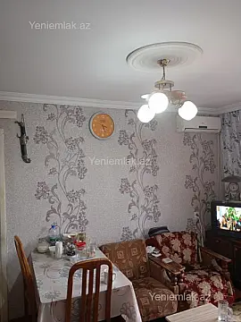 Satılır 2 otaqlı köhnə tikili 42 m² — Sumqayıt, 5-ci mikrorayon 2 otaq 42.00 m²