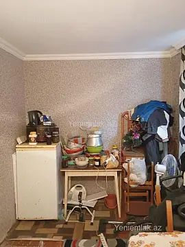 Satılır 2 otaqlı köhnə tikili 42 m²