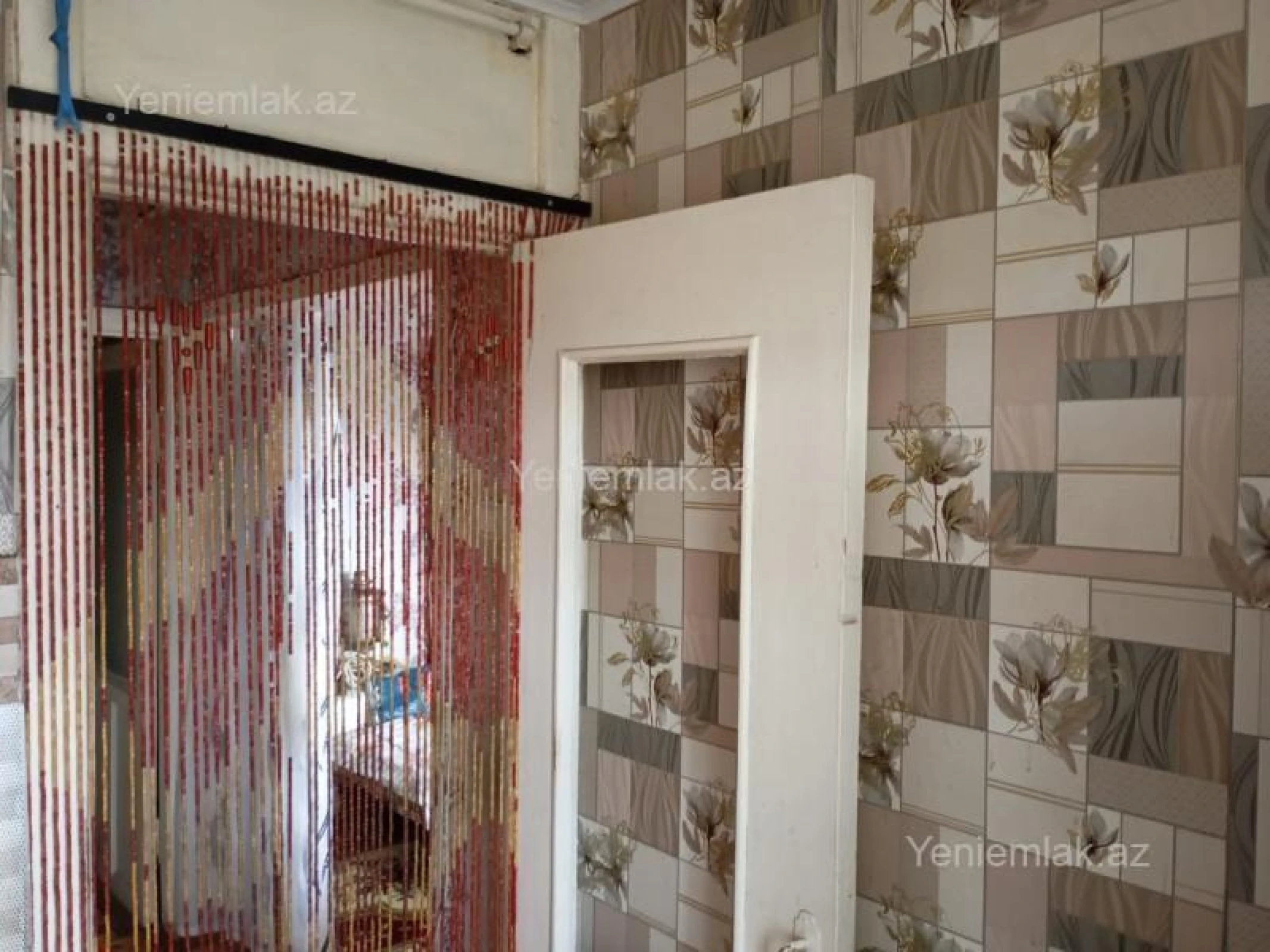 Satılır 2 otaqlı köhnə tikili 42 m²