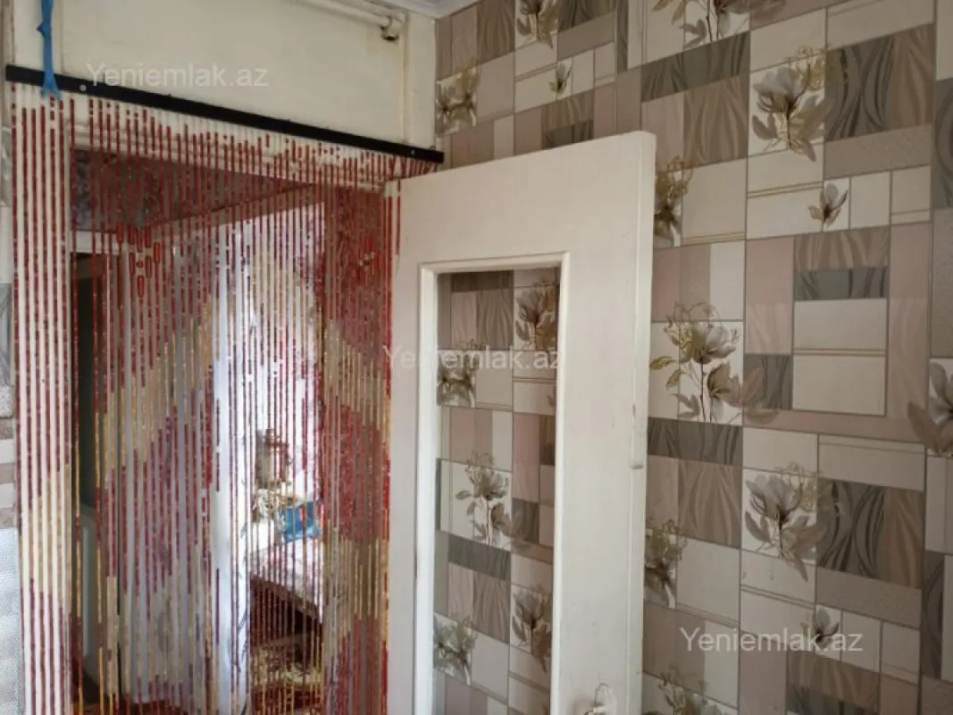 Satılır 2 otaqlı köhnə tikili 42 m²