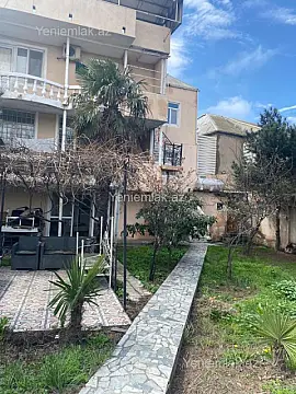 Satılır 10 otaqlı həyət evi 320 m²