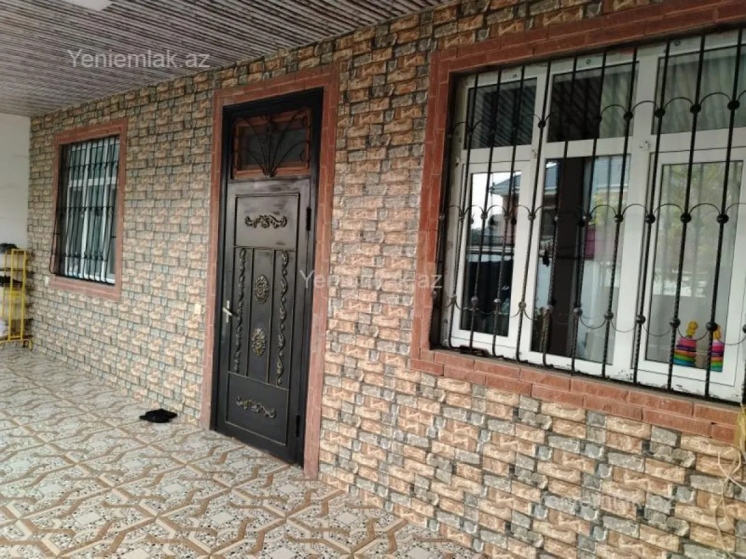 Satılır 4 otaqlı həyət evi 120 m²