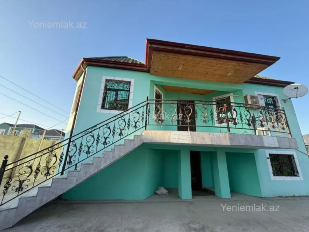 Satılır 4 otaqlı həyət evi 120 m²