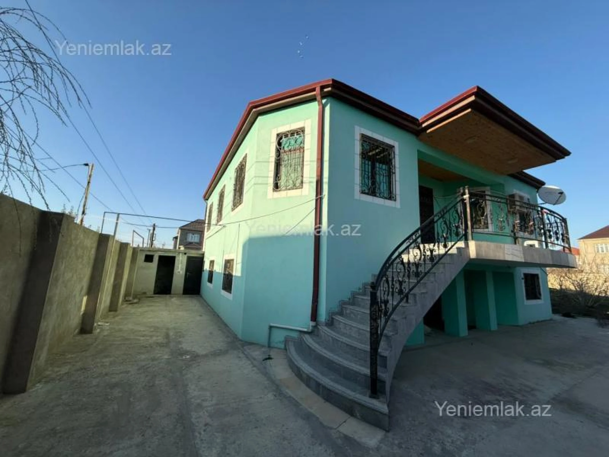 Satılır 4 otaqlı həyət evi 120 m²