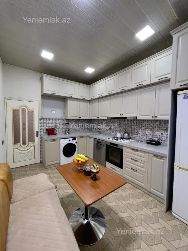 Satılır 6 otaqlı həyət evi 160 m²