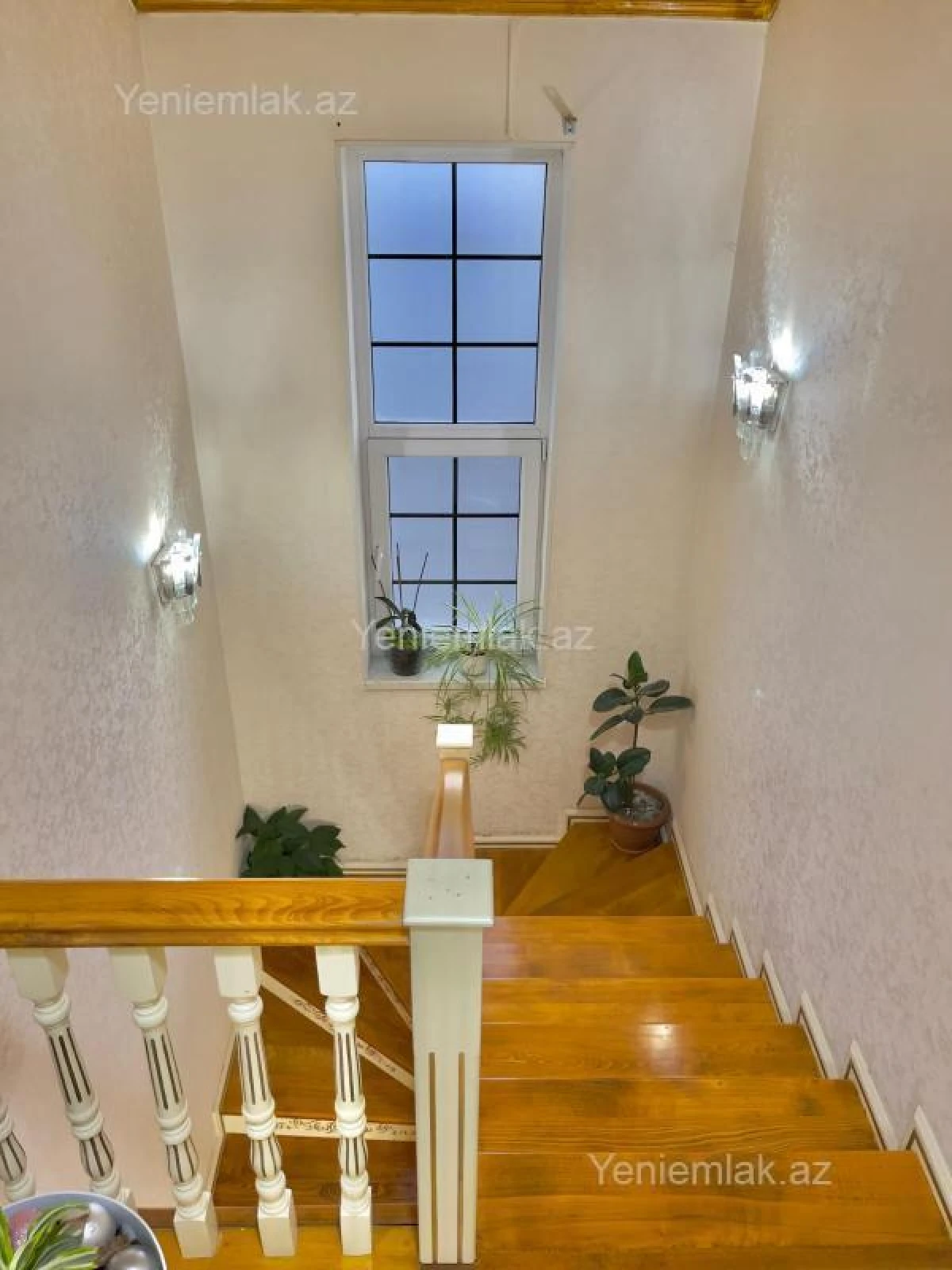 Satılır 6 otaqlı həyət evi 160 m²