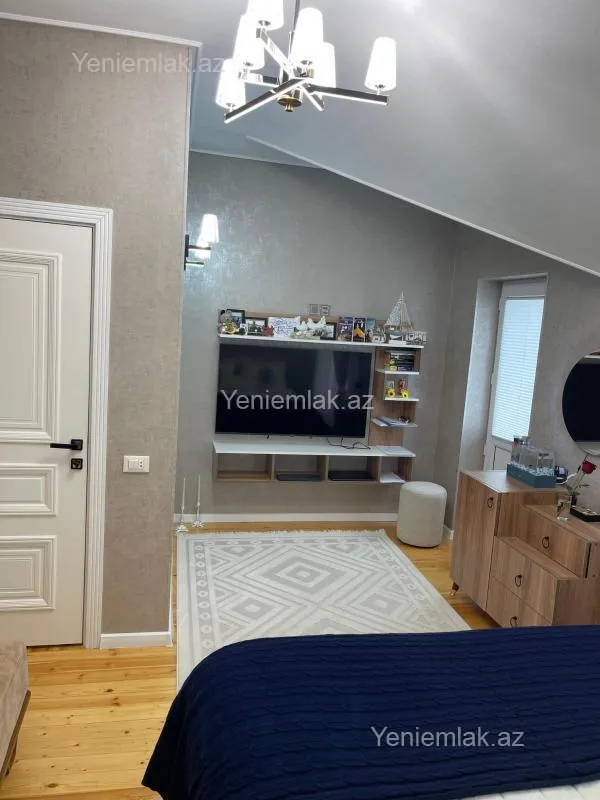 Satılır 6 otaqlı həyət evi 160 m²
