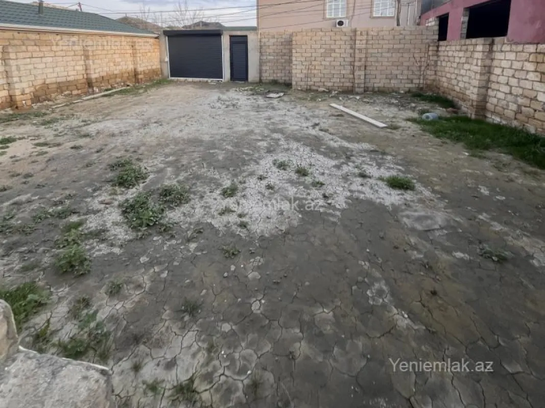 Satılır 4 otaqlı həyət evi 121 m²