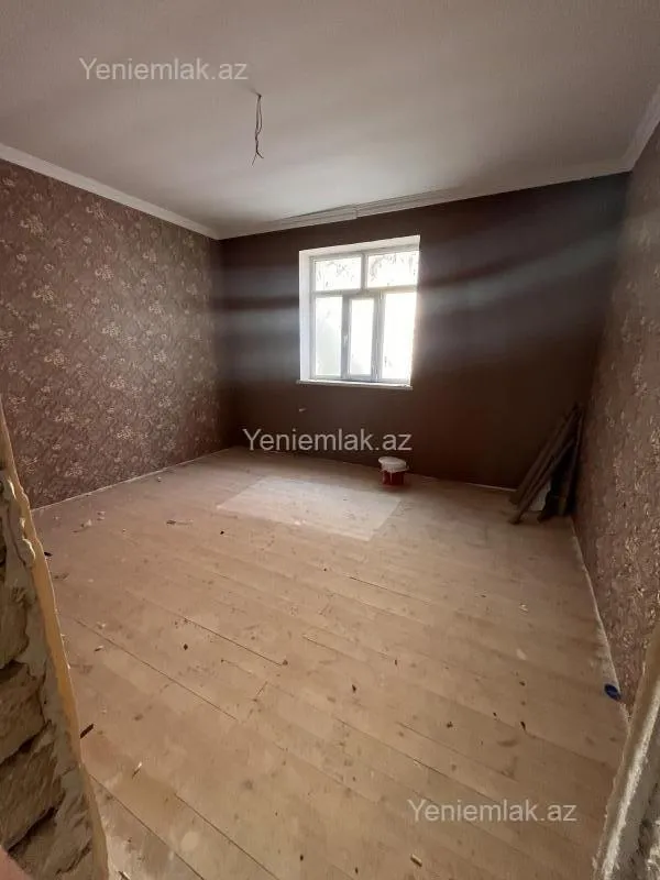 Satılır 4 otaqlı həyət evi 121 m²