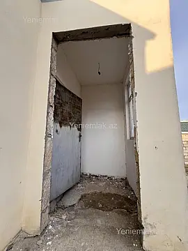 Satılır 4 otaqlı həyət evi 121 m²