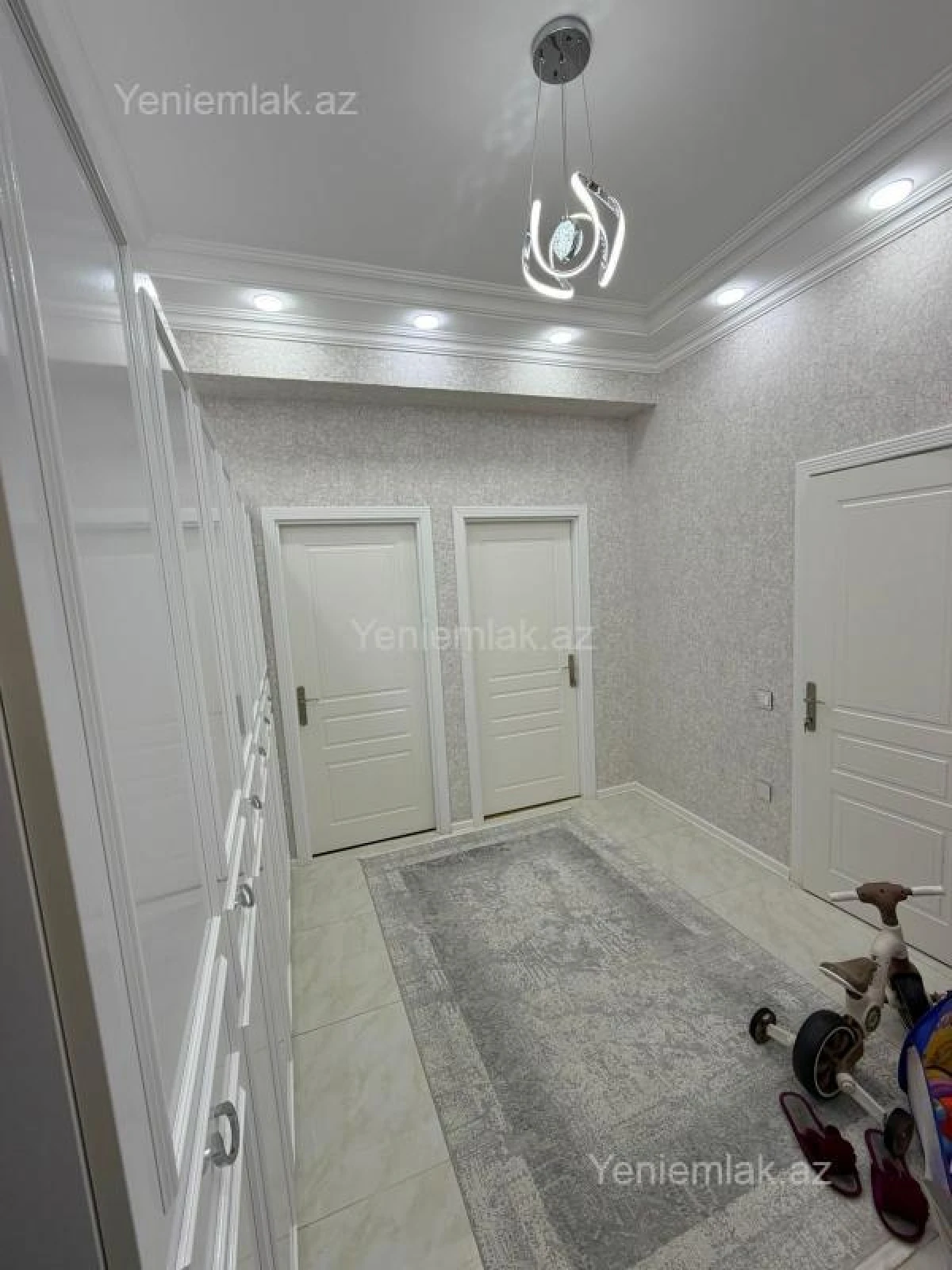 Satılır 2 otaqlı yeni tikili 69 m²