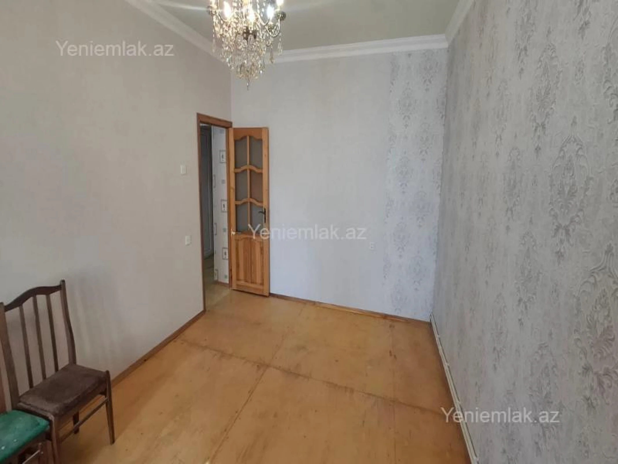 Satılır 2 otaqlı köhnə tikili 56 m²