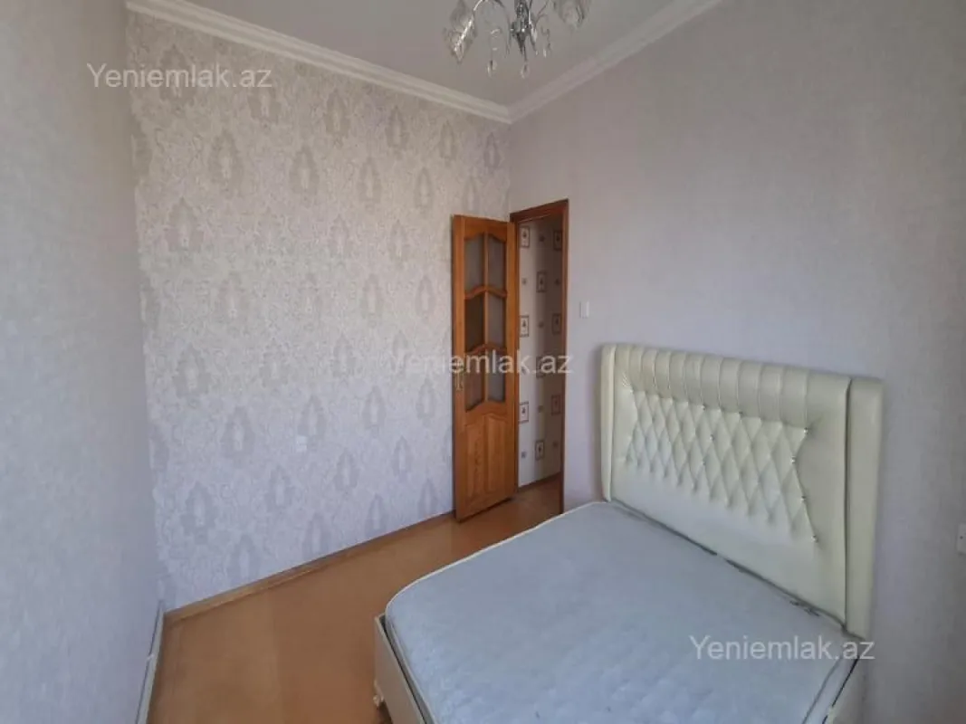 Satılır 2 otaqlı köhnə tikili 56 m²