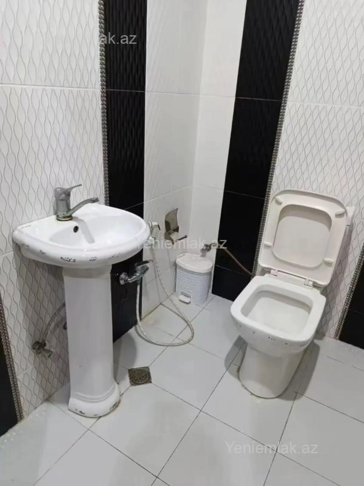 Satılır 3 otaqlı yeni tikili 118 m²