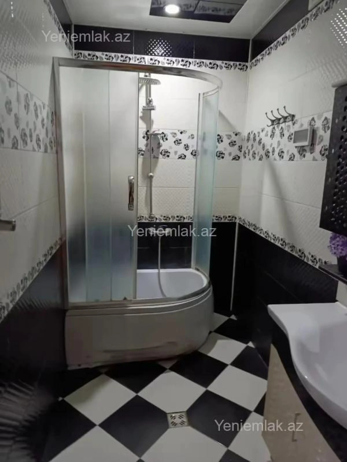 Satılır 3 otaqlı yeni tikili 118 m²