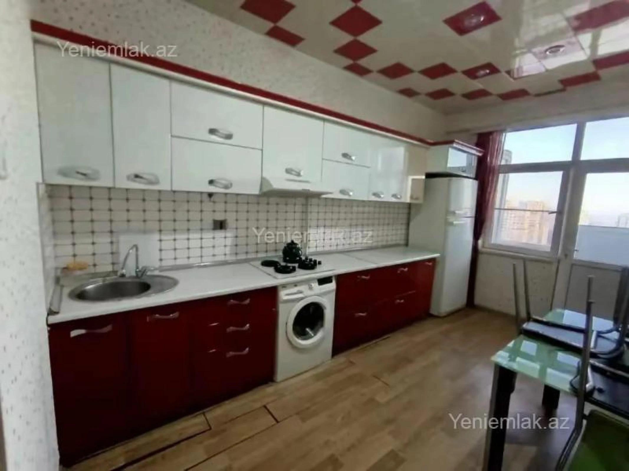 Satılır 3 otaqlı yeni tikili 118 m²