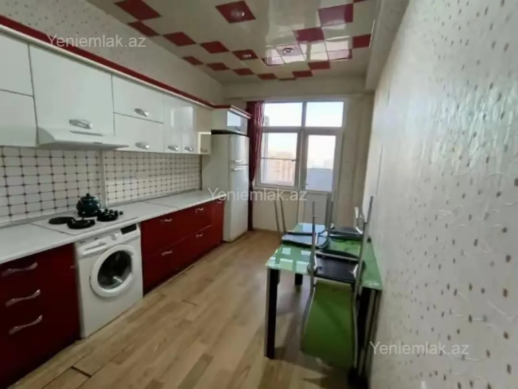 Satılır 3 otaqlı yeni tikili 118 m²